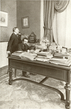 The director's office in 1904 (the director at that time was Pedro Gailhard)